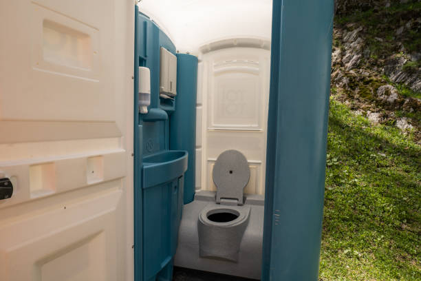 Best Emergency porta potty rental  in North Lynnwood, WA
